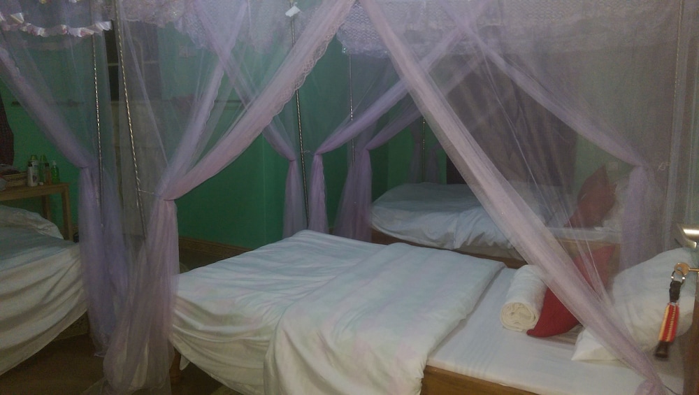 Family Room, Multiple Beds, Non Smoking photo 1
