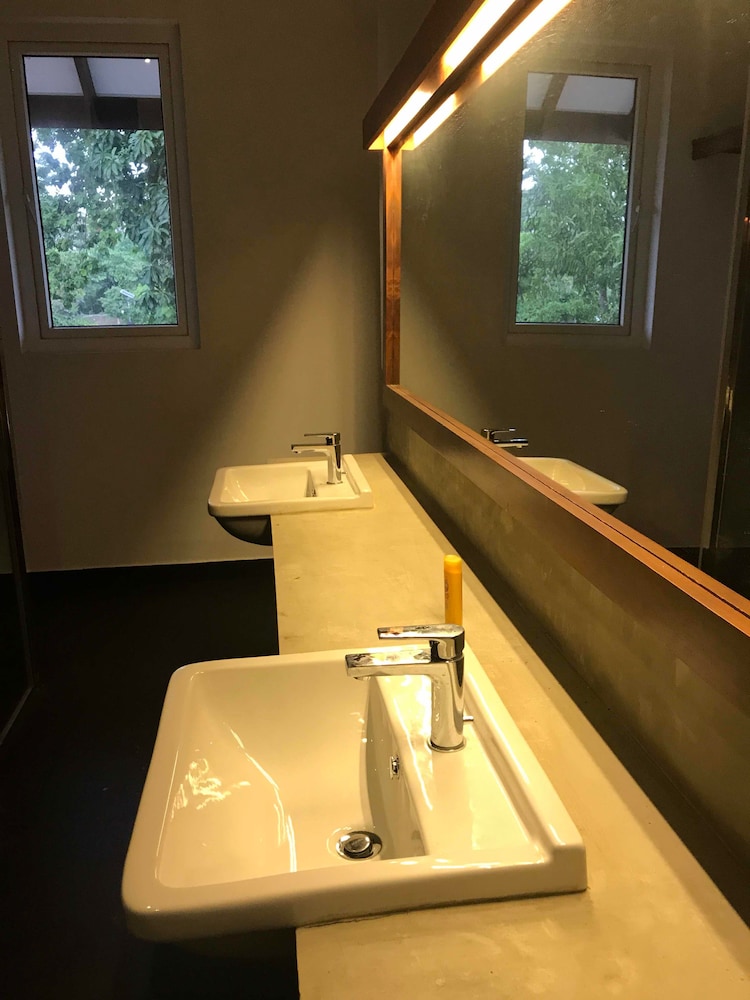 Deluxe Villa, 1 Bedroom, Private Bathroom, River View photo 2