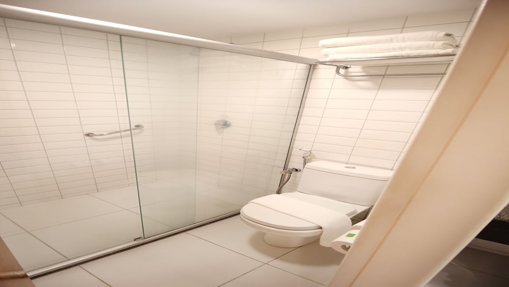 Suite, 1 King Bed, Balcony, Sea View - Photo 9