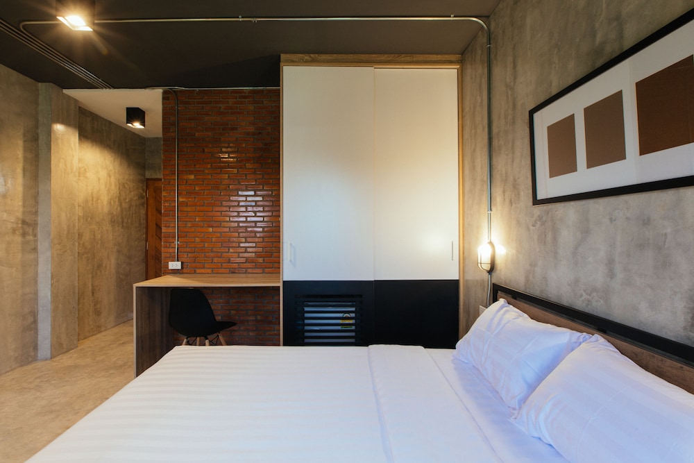 Executive Suite photo 2