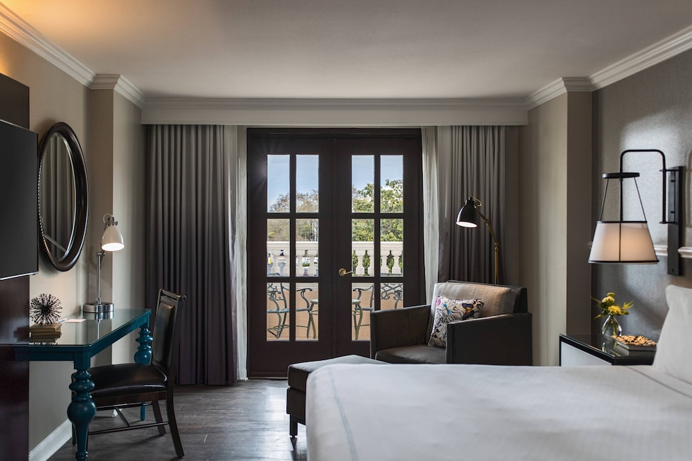 Room, 1 King Bed, Terrace - Photo 1