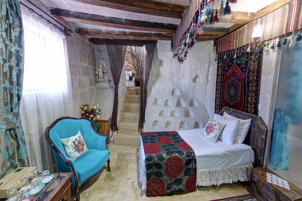 Comfort Suite, 1 Bedroom (Cave ) photo 3