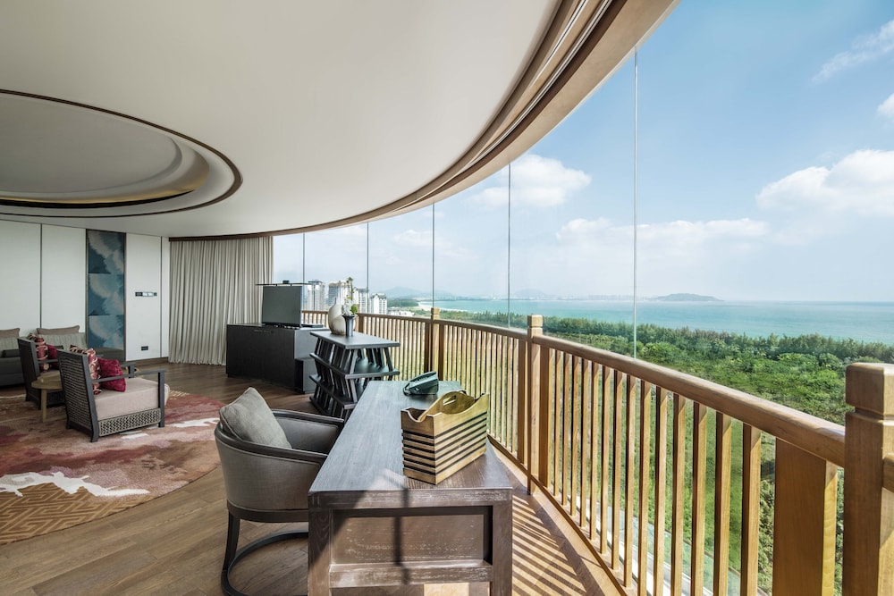 Presidential Suite, Sea View (Up to 6 Guests)