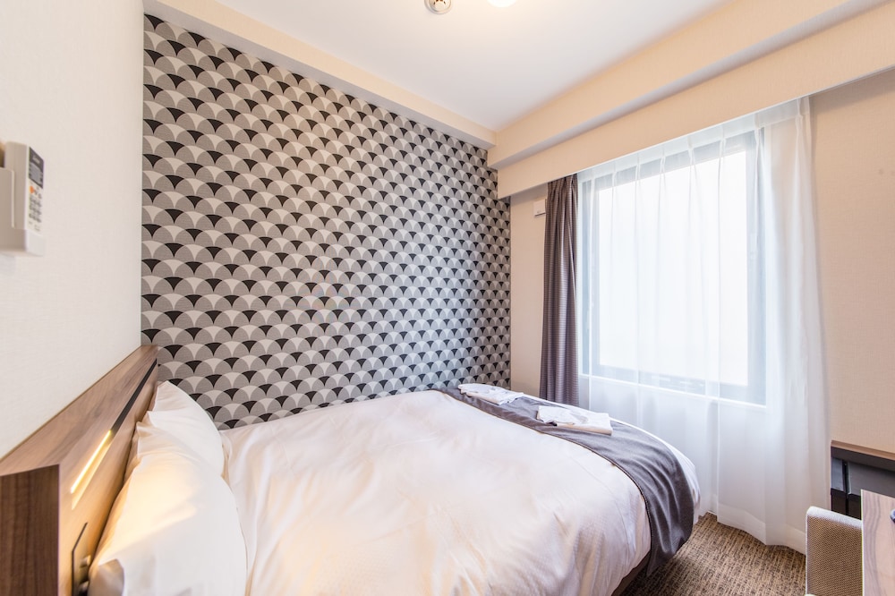 Semi Double Room, Non Smoking