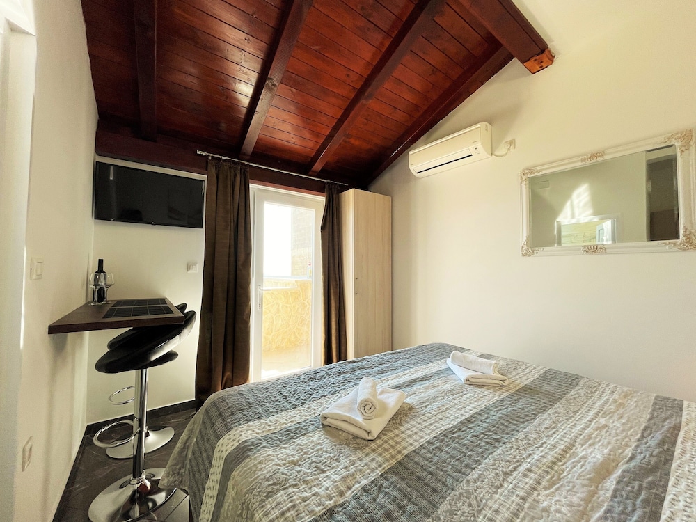 Comfort Studio