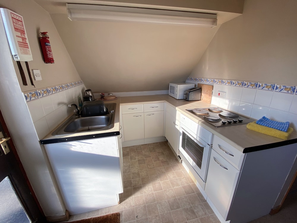 Superior Apartment, Non Smoking, Hill View (The Loft) photo 3