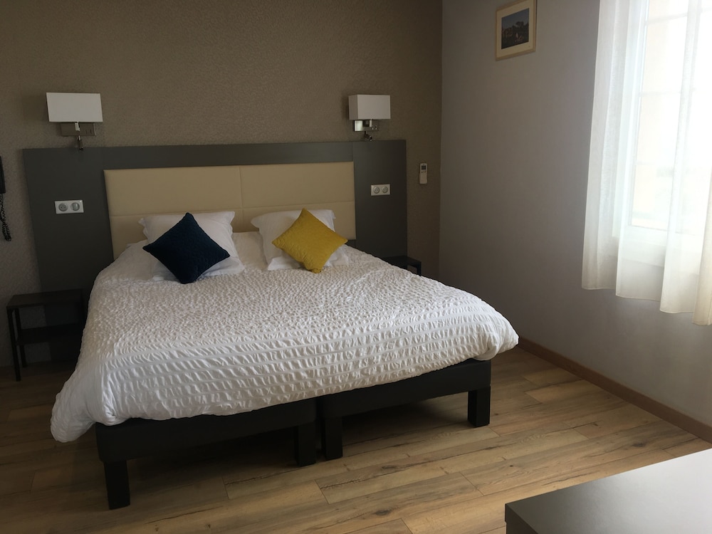 Panoramic Room, 1 Bedroom, River View (7) photo 2