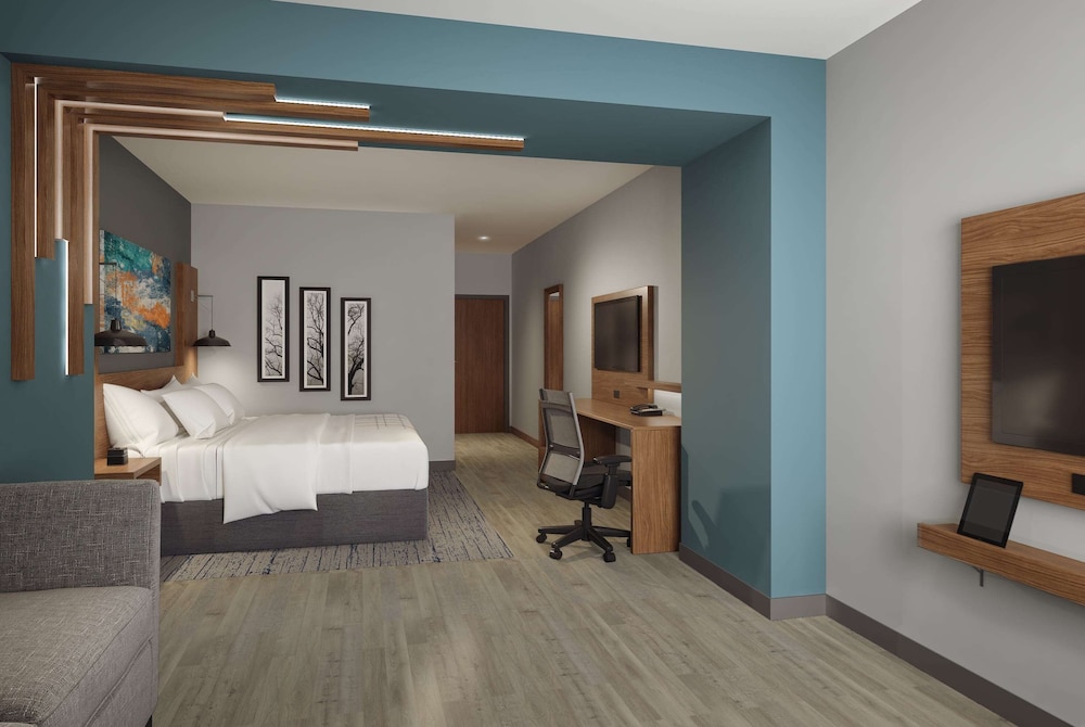 Suite, 1 King Bed, Accessible, Non Smoking (Mobility/Hearing, Tub w/Grab Bars) - Photo 1
