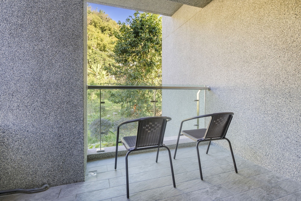 Quadruple Room with Mountain View - Photo 9
