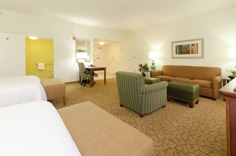 Studio, 2 Queen Beds, Accessible, Non Smoking (Mobility & Hearing, Roll-in Shower) - Photo 1