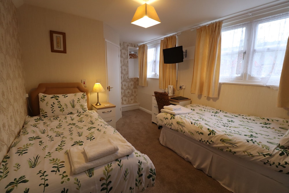 Standard Twin Room photo 1