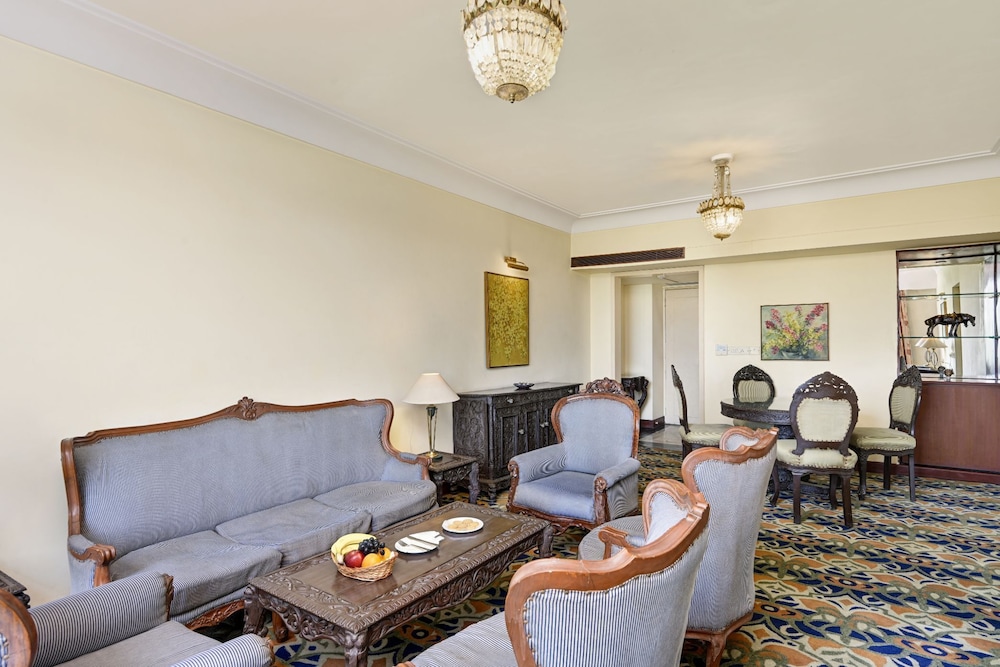 Presidential Studio Suite photo 3
