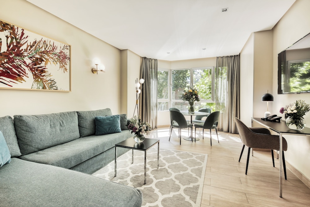 Standard Suite