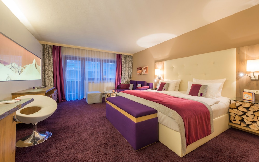 Junior Suite, Balcony (Cristalle) photo 2