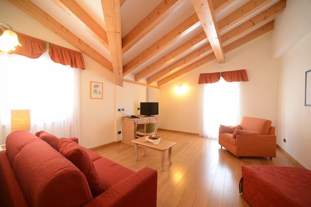 Suite, 1 Double Bed photo 1