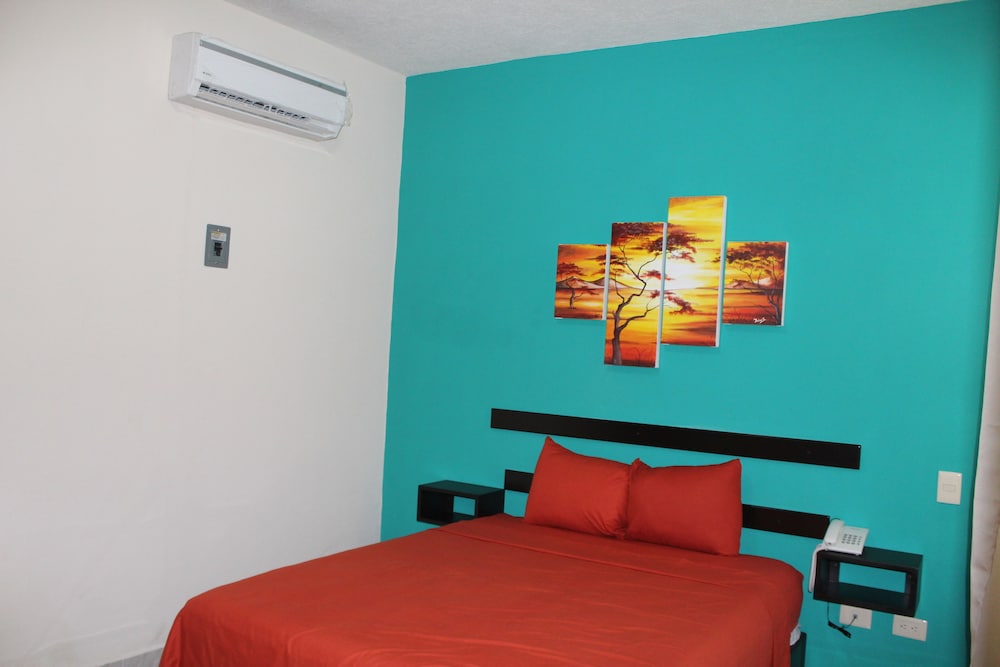 Basic Quadruple Room