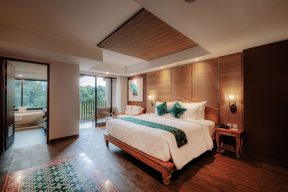 Venya Suite - Photo 9