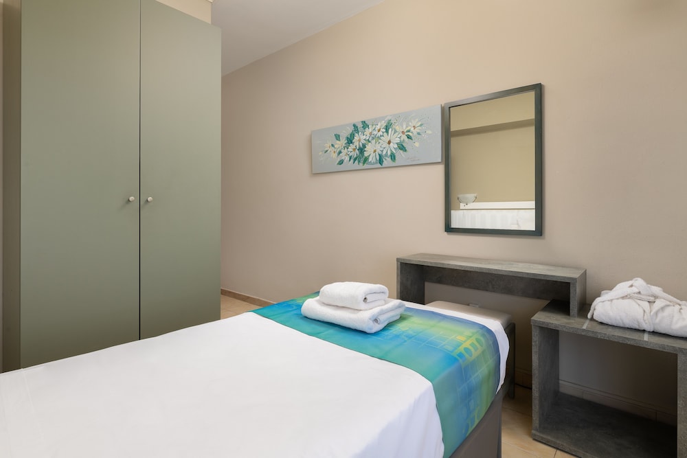 Single Room, 1 Twin Bed, Sea View photo 1