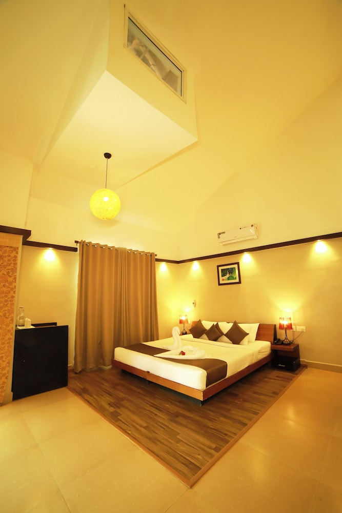 Executive Room - Photo 1