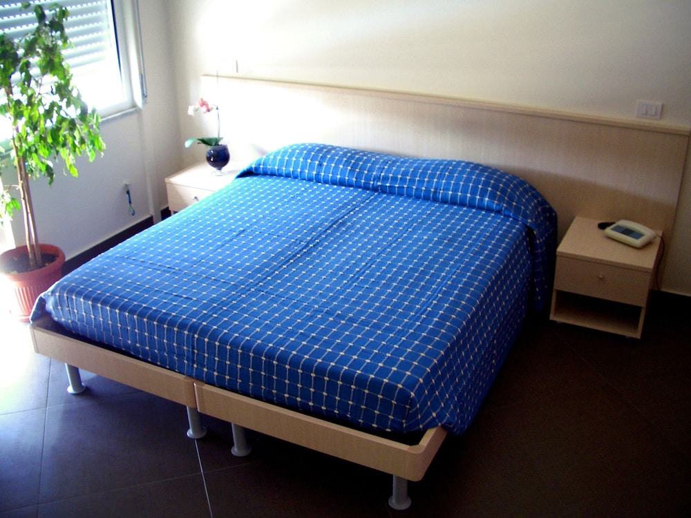 Double Room, Balcony, Oceanfront photo 1
