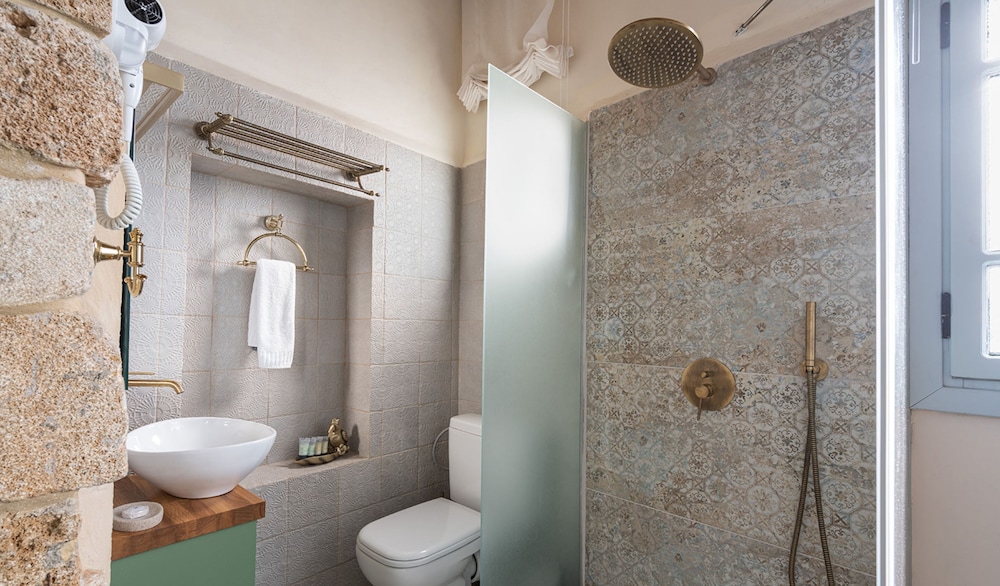 Double Room (5) photo 2
