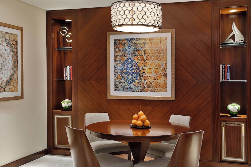 Family Suite, 2 Bedrooms, Partial Sea View