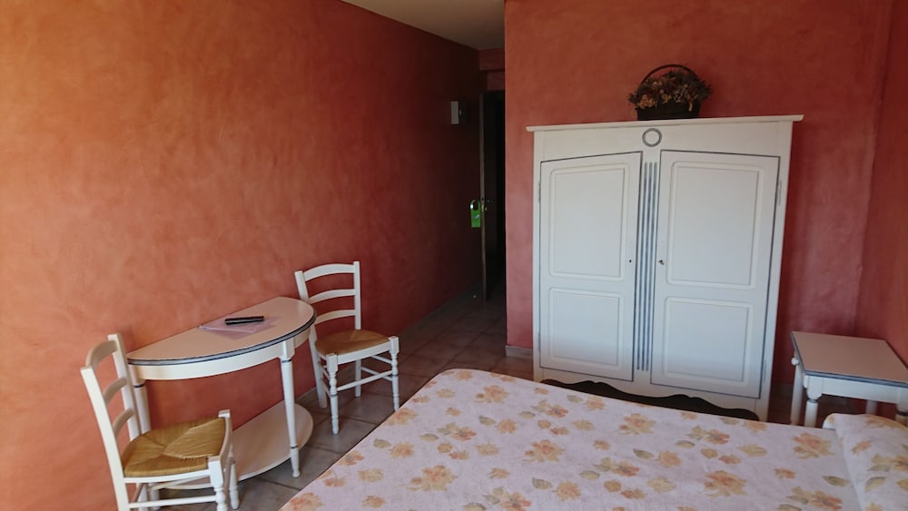 Comfort Room, Lake View photo 3