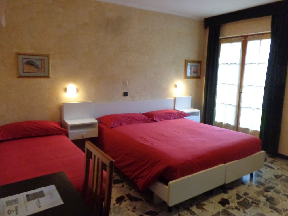 Triple Room - Photo 3