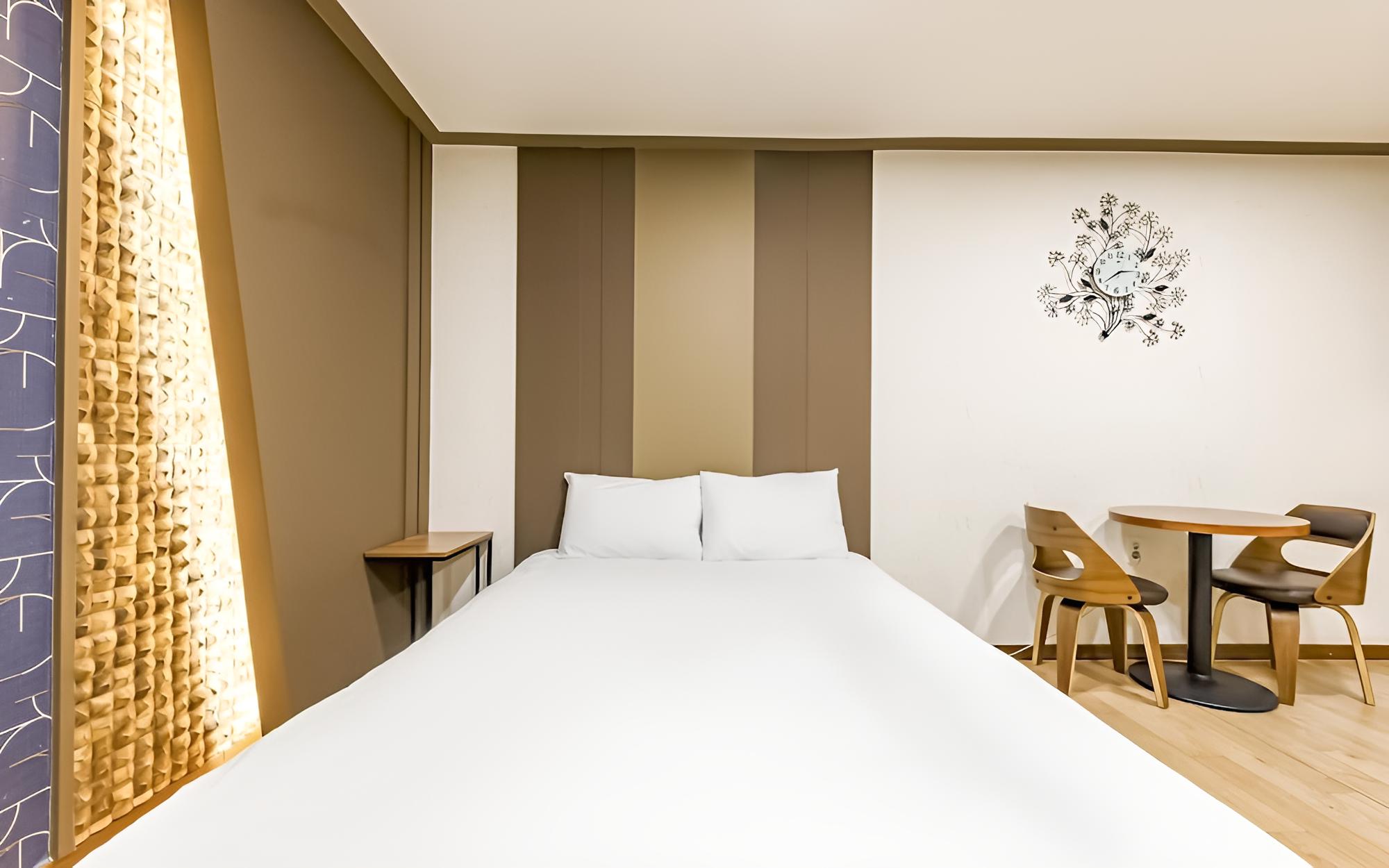 Room (Suite room (VIP)) photo 3