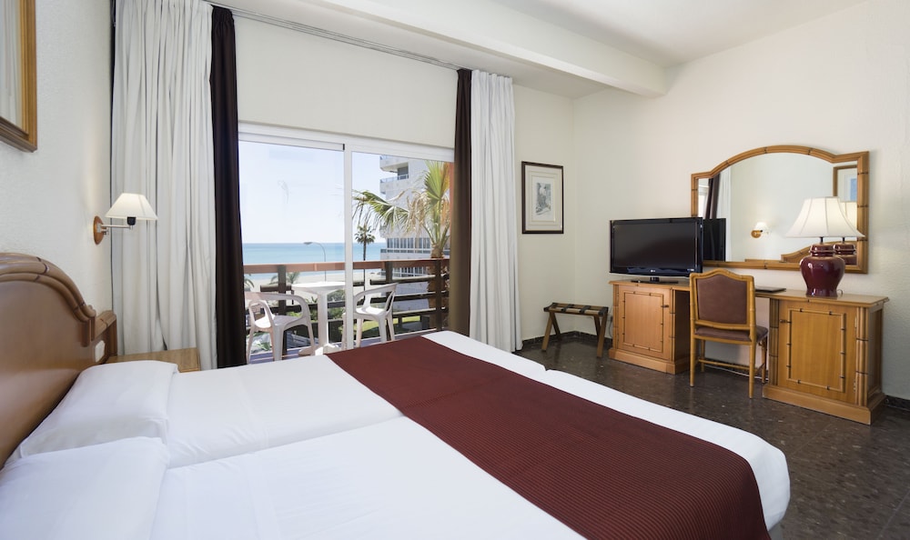 Double Room, Balcony, Sea View photo 2