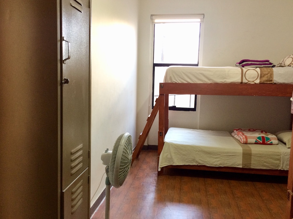 Shared Dormitory (4 Beds)