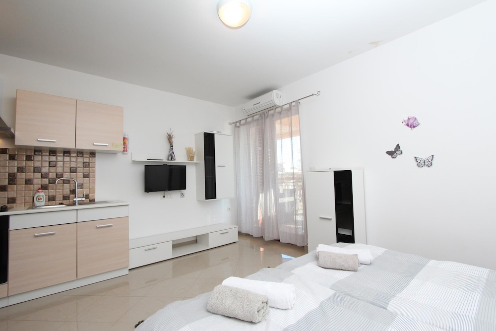 Studio, 1 Double Bed, Terrace