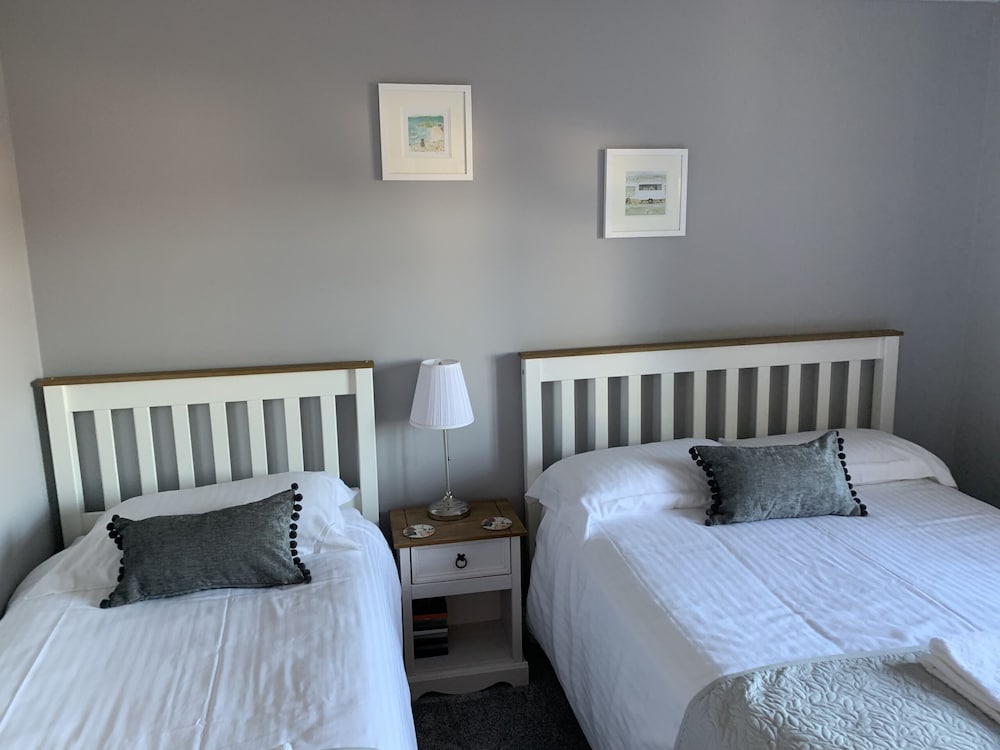 Family Suite, Ensuite (Larger) photo 2