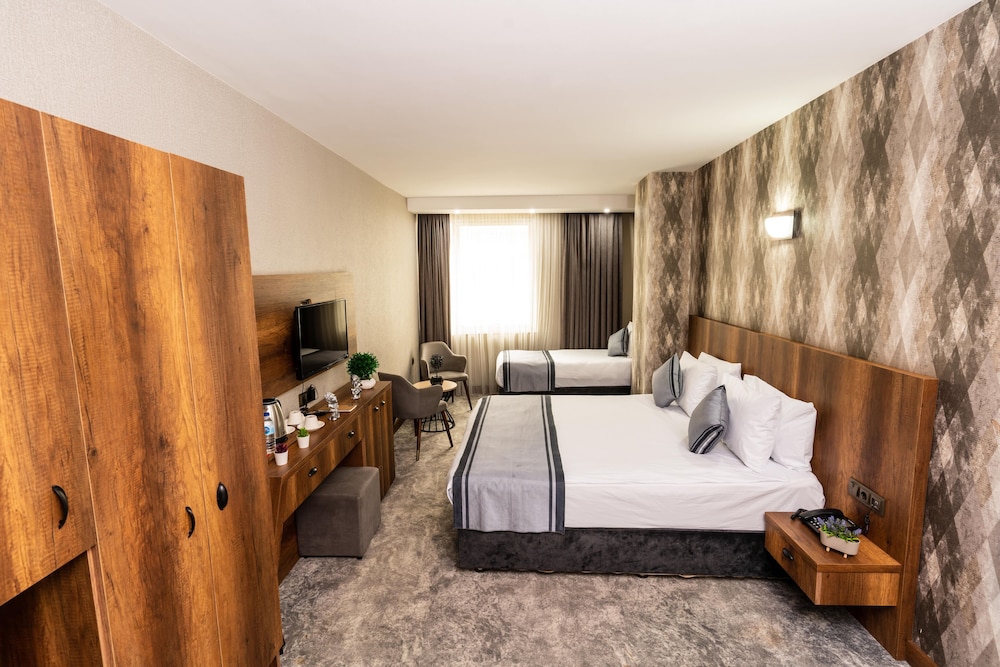 Deluxe Triple Room - Photo 6
