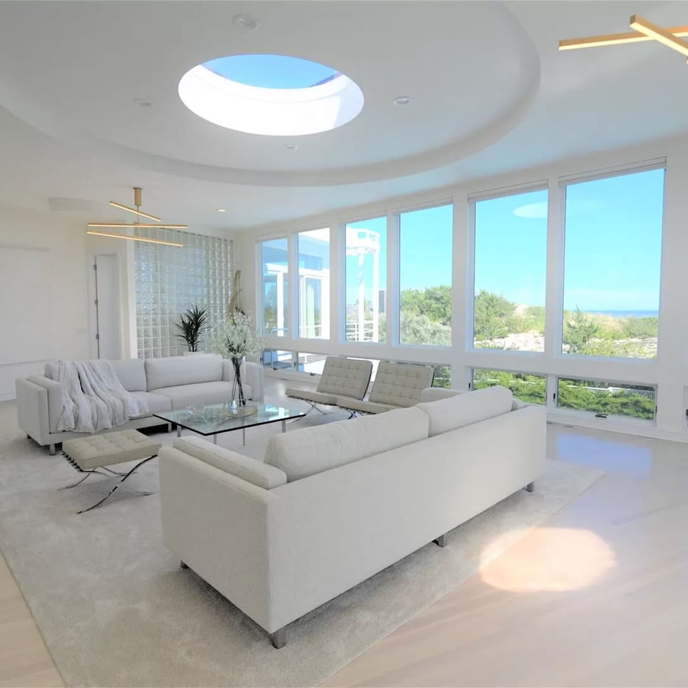 Villa photo 1