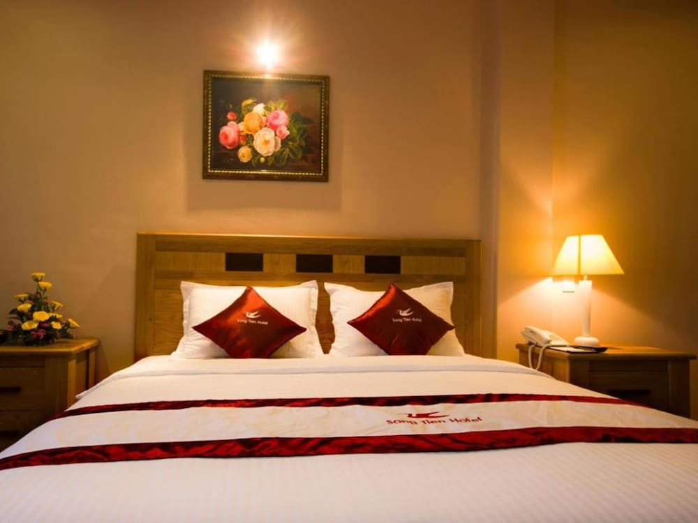 Superior Double Or Twin Room, Balcony, River View photo 3