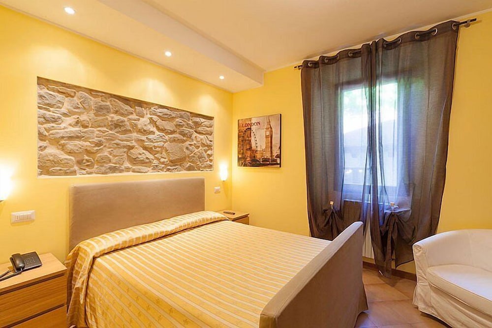 Quadruple Room photo 1