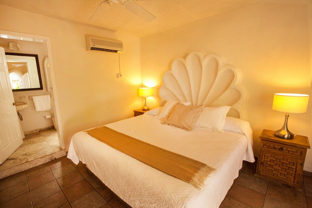 Standard Room photo 2