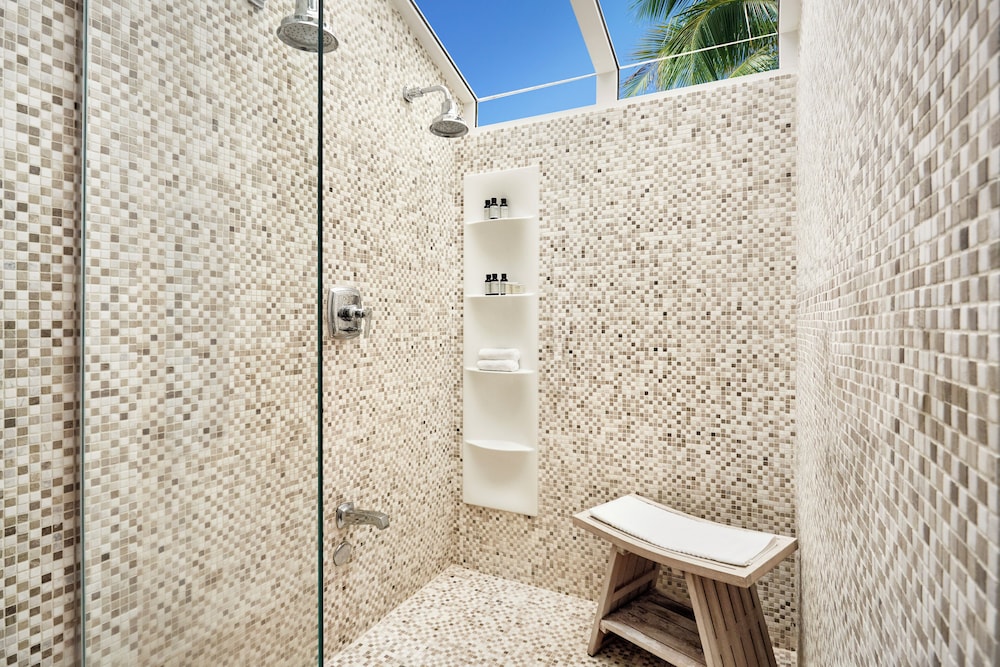 Bungalow, 1 King Bed, Terrace - Photo 12