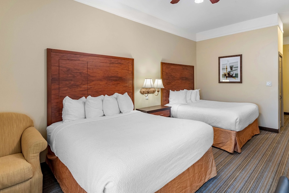 Standard Room, 2 Queen Beds, Accessible, Bathtub photo 3