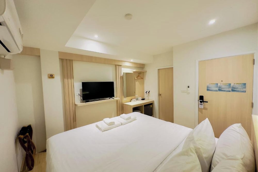 Double Room - Photo 2