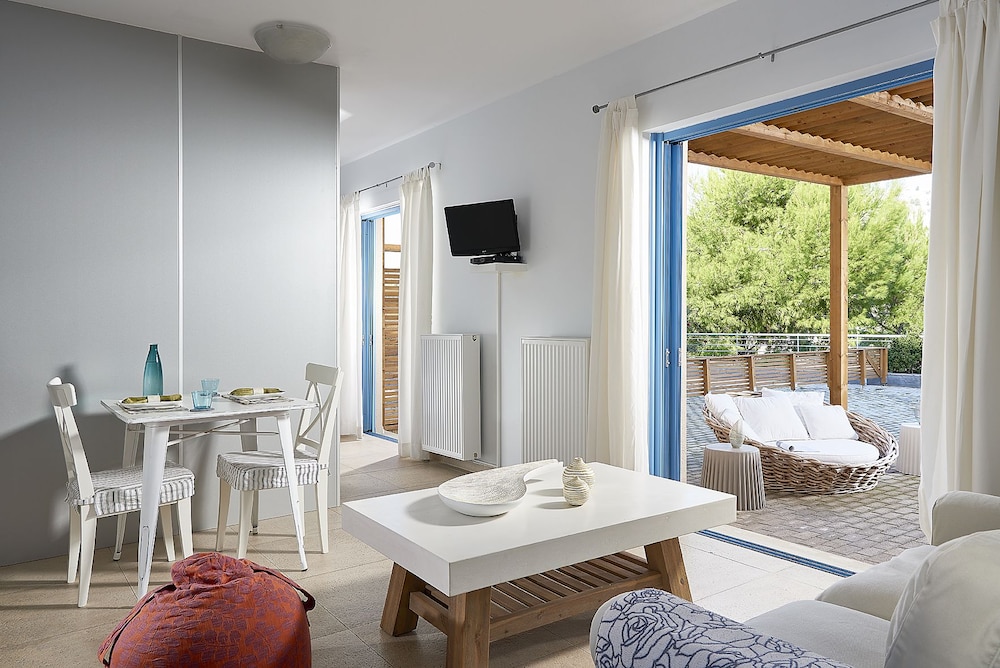 Suite, 1 Bedroom, Sea View photo 2