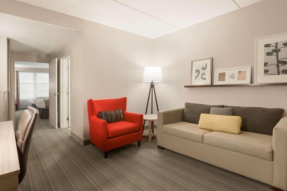 Suite, 1 Bedroom, Non Smoking photo 2