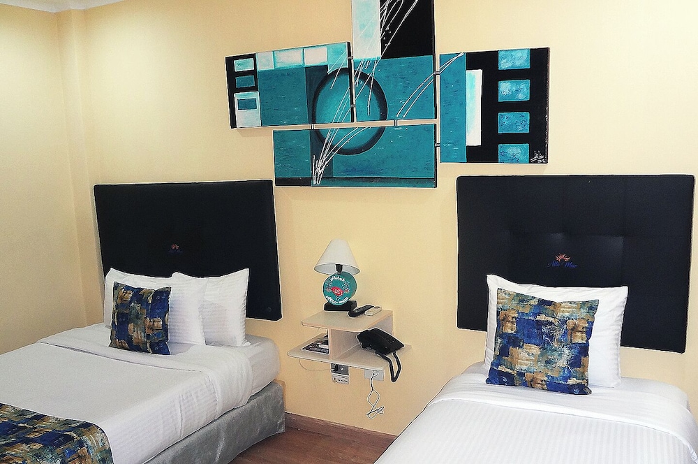 Room, Multiple Beds photo 3