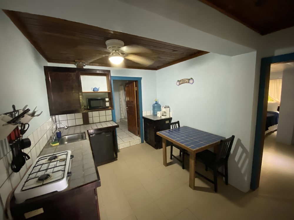 Comfort Apartment, 1 Bedroom, Kitchenette, Pool View photo 2