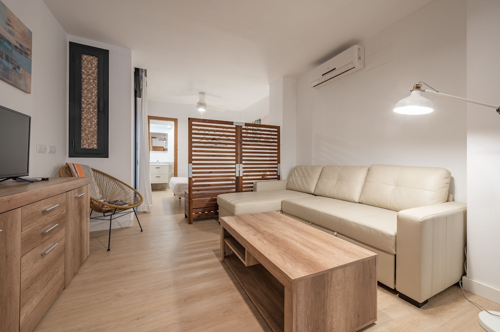 Apartamento dúplex de dos habitaciones y dos baños - Calle Parras, 10