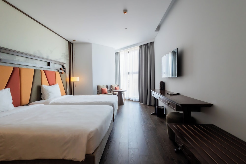 Executive Room, 1 Bedroom, Partial Ocean View, Sea Facing photo 3