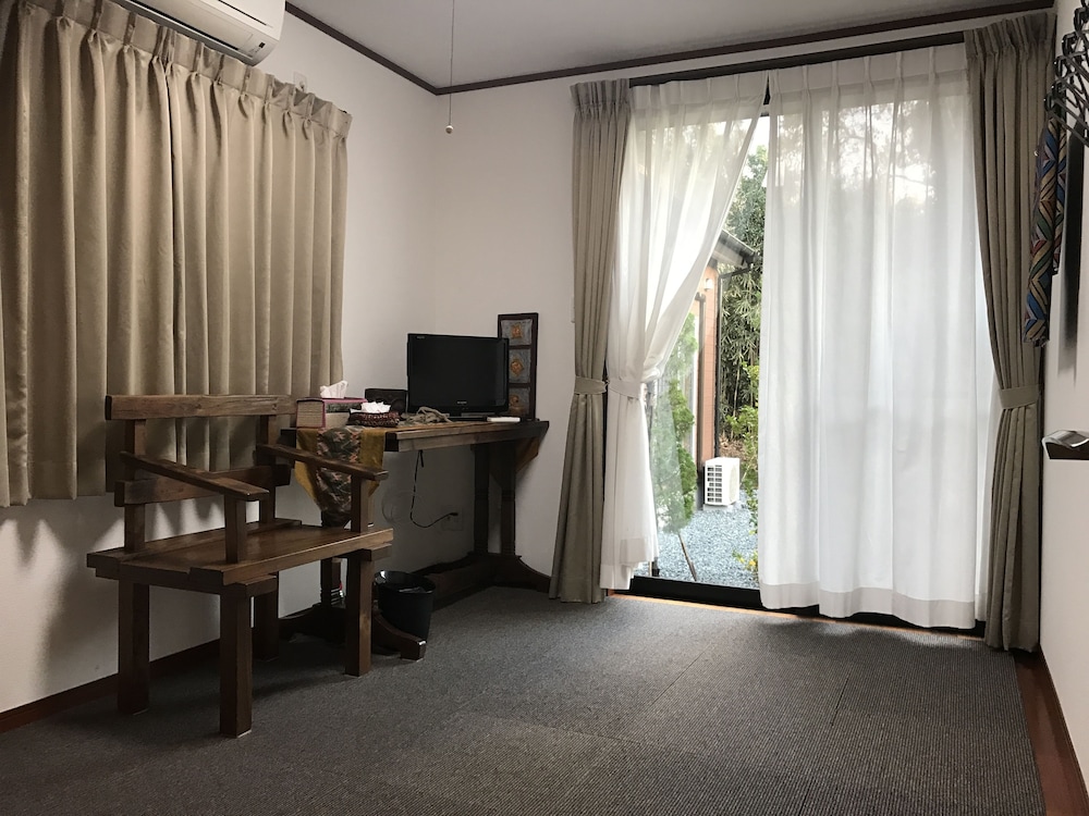Japanese Western Style Room photo 1