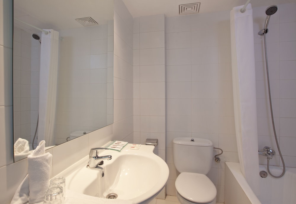 Double Room, Balcony - Photo 2