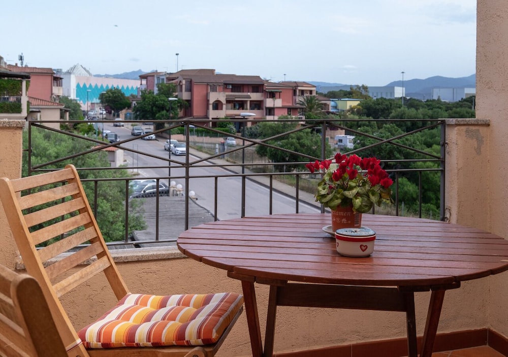 Apartment, Balcony